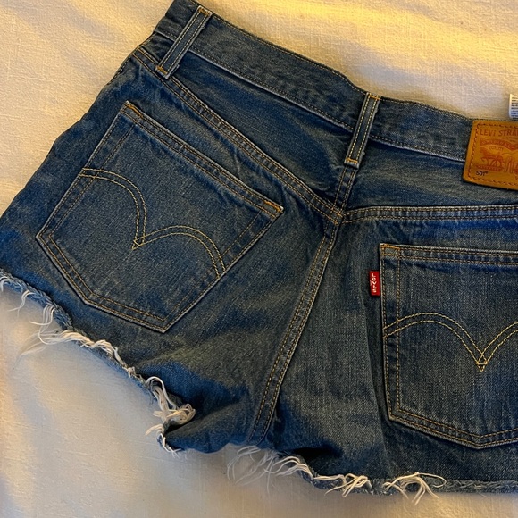 Levi’s shorts 501 size 27 - Picture 2 of 3